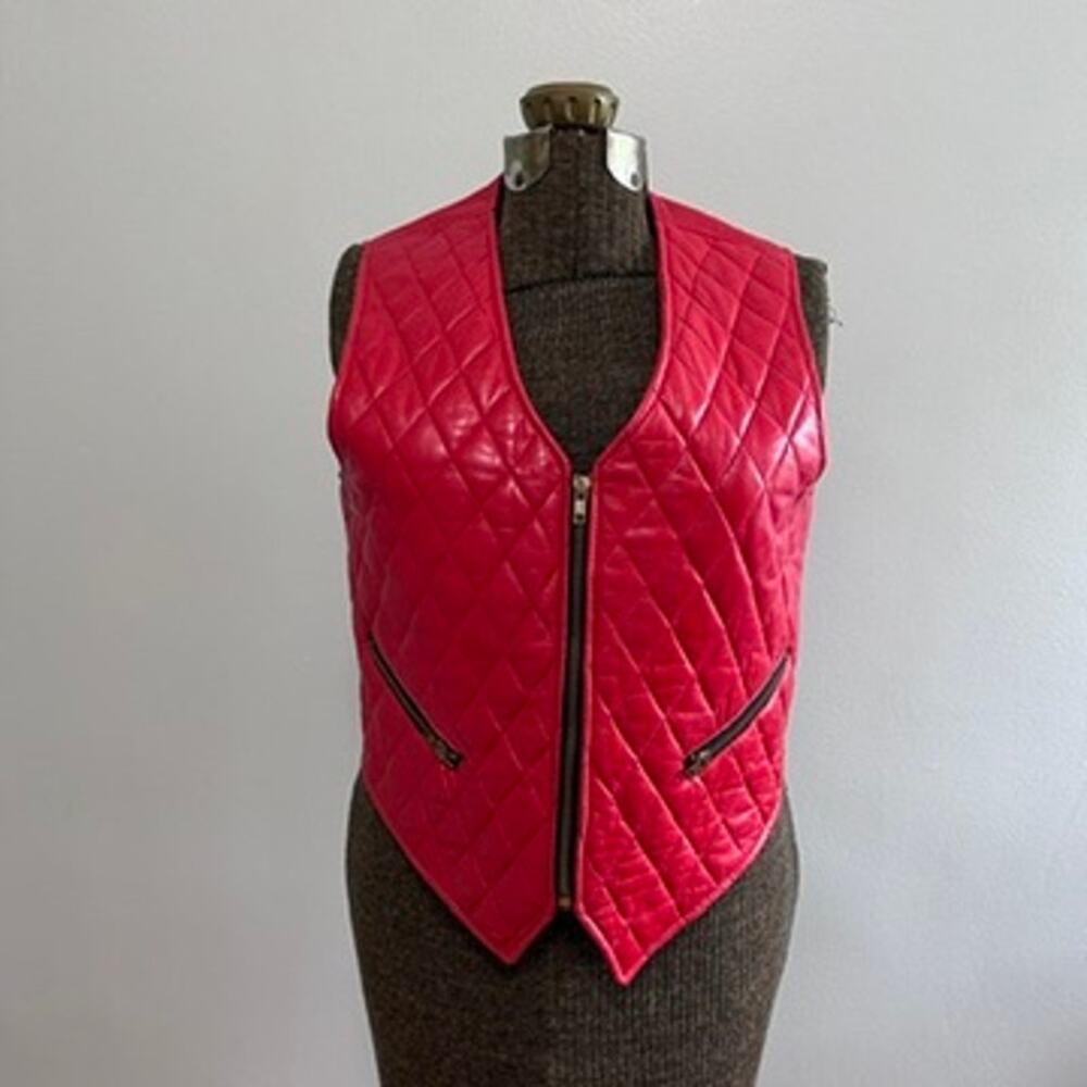 Jayskins red leather quilted vest size M